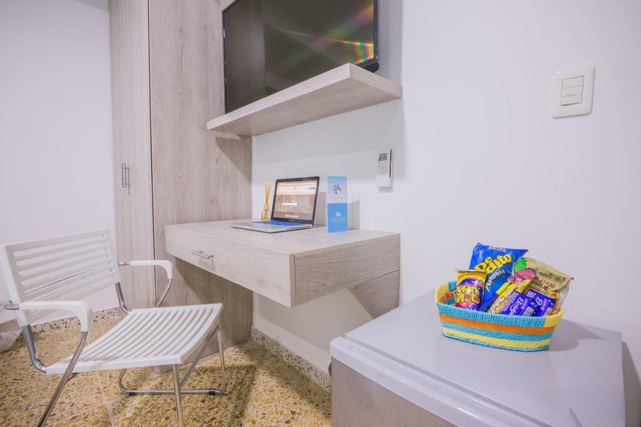 Velik Ocean Hotel Aeropuerto Cartagena ภายนอก รูปภาพ