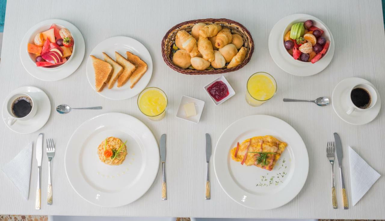 Velik Ocean Hotel Aeropuerto Cartagena ภายนอก รูปภาพ